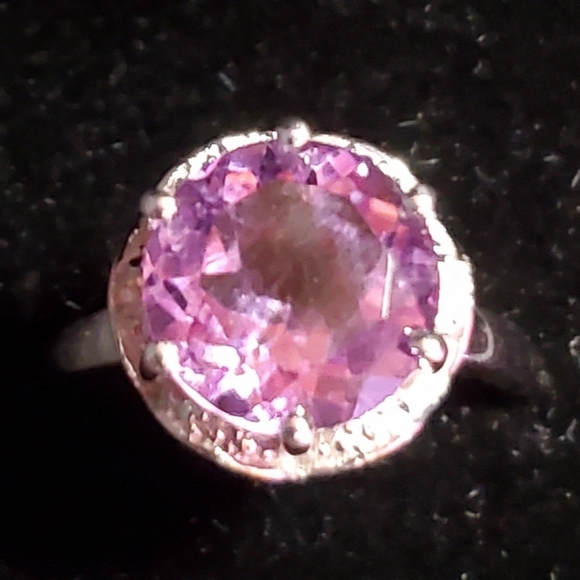 3.51 Carat Natural Round Cut Amethyst & Diamond Ring - Picture 1 of 4